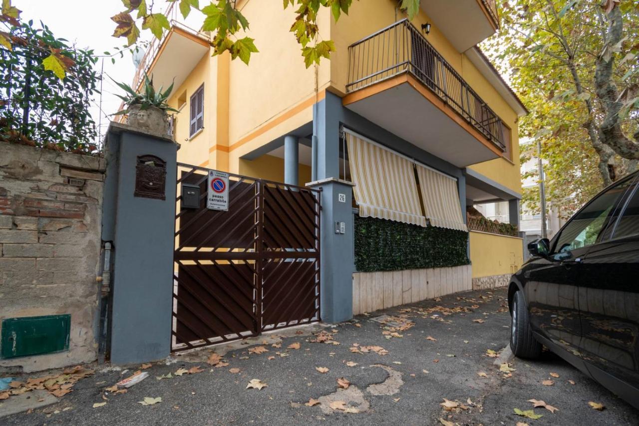 Casa Ilaria Leilighet Ladispoli Eksteriør bilde